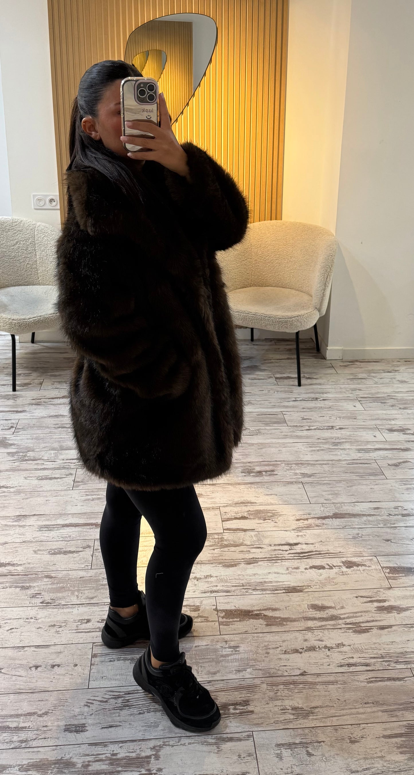 Longue fourrure marron