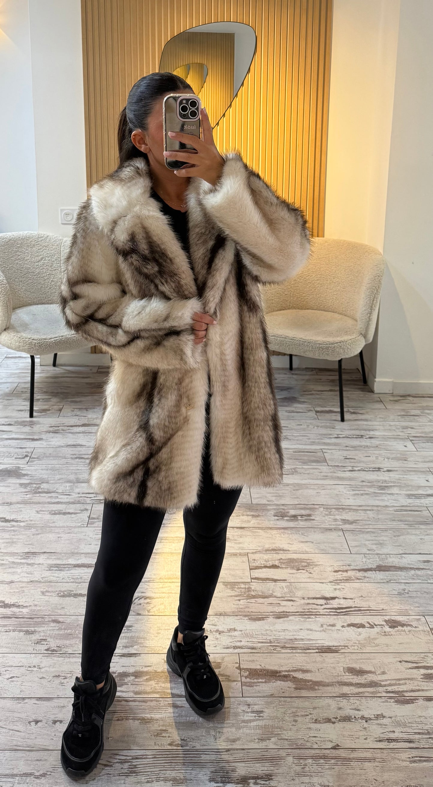 Longue fourrure claire