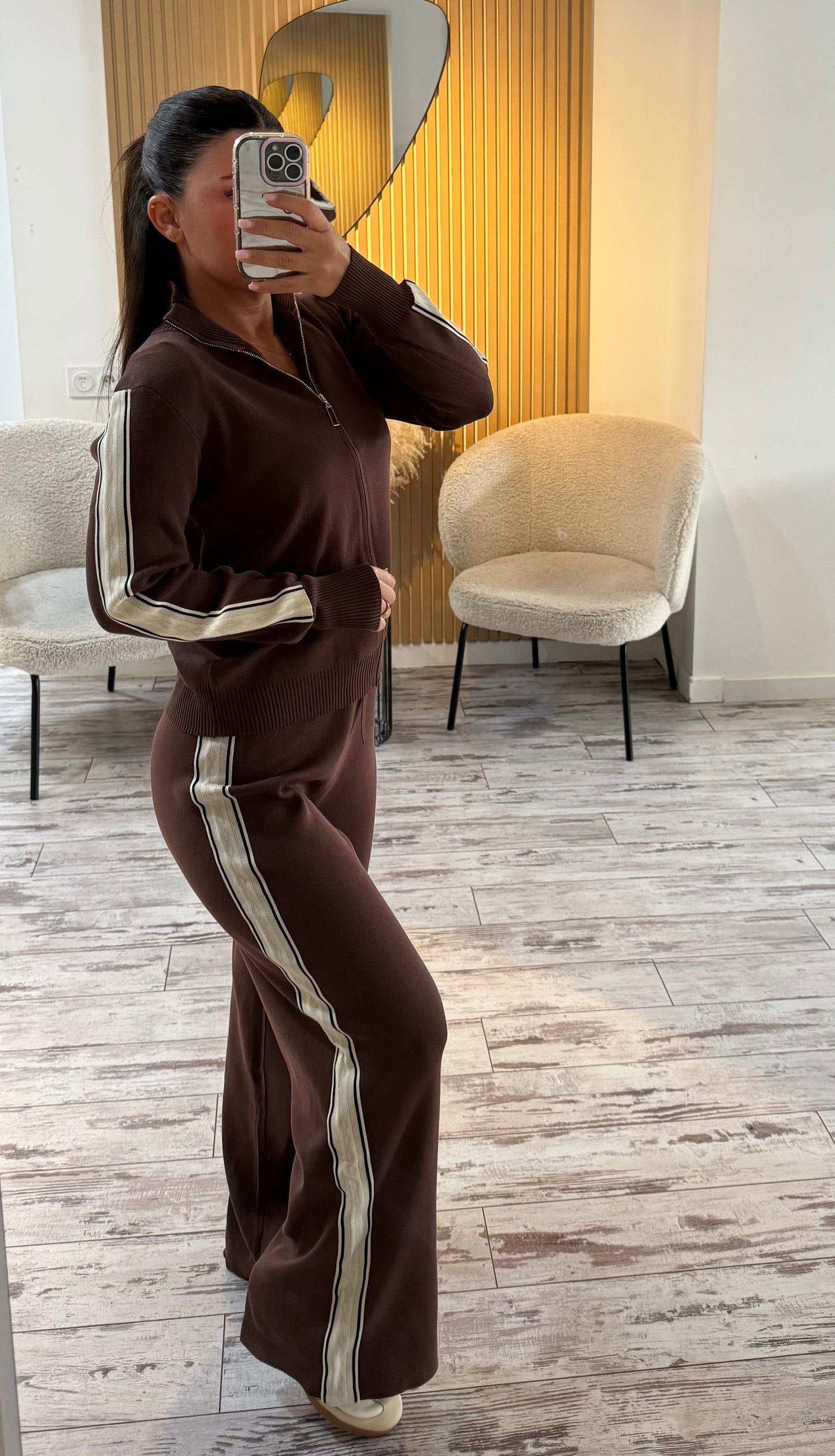 Ensemble jogging chocolat