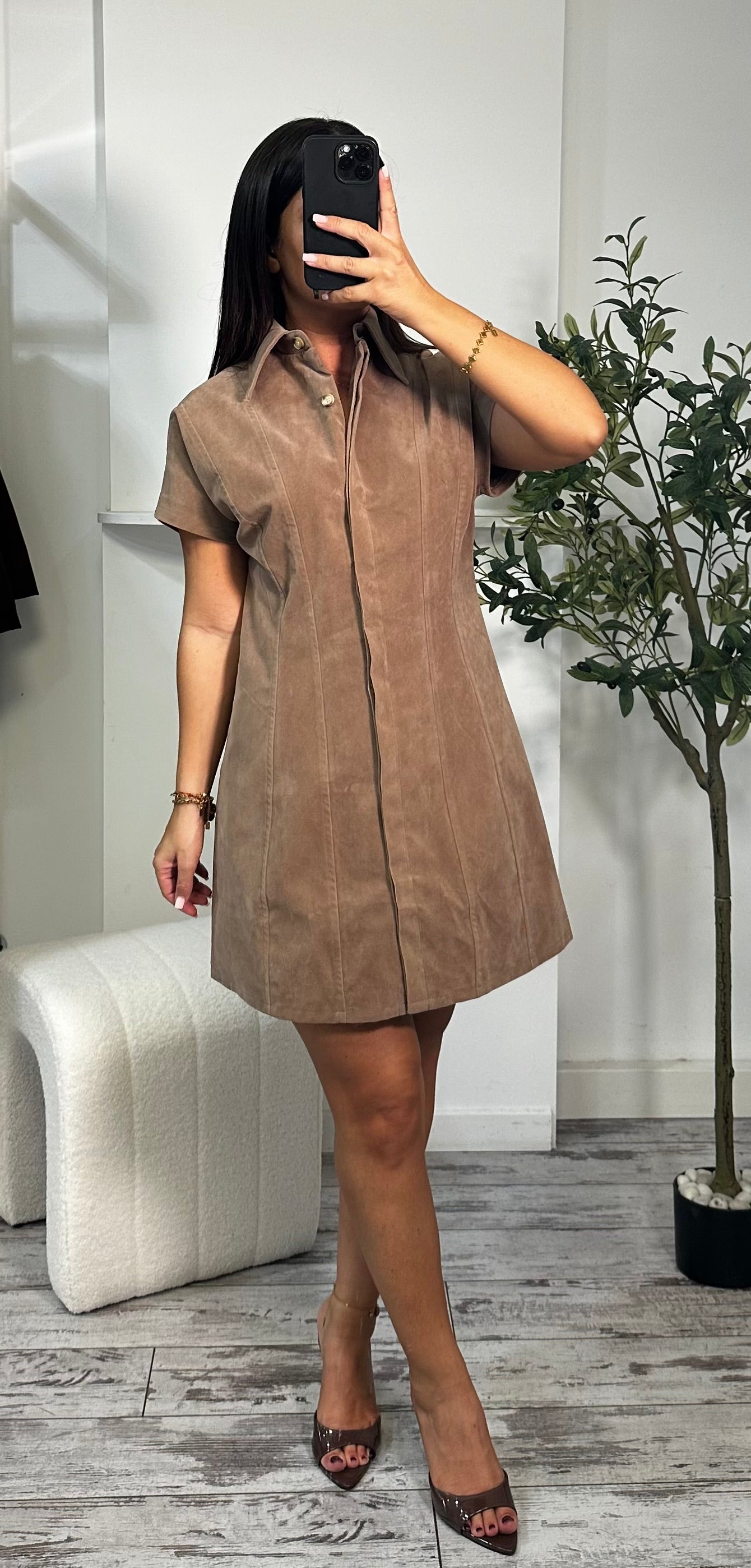Robe camel en daim