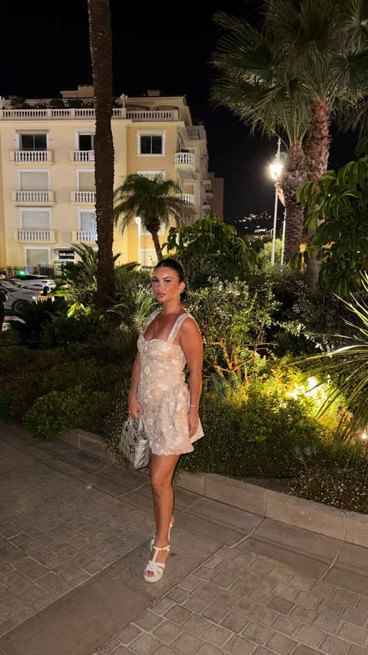Robe fleuries à strass