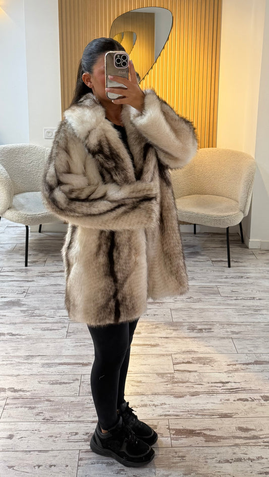 Longue fourrure claire